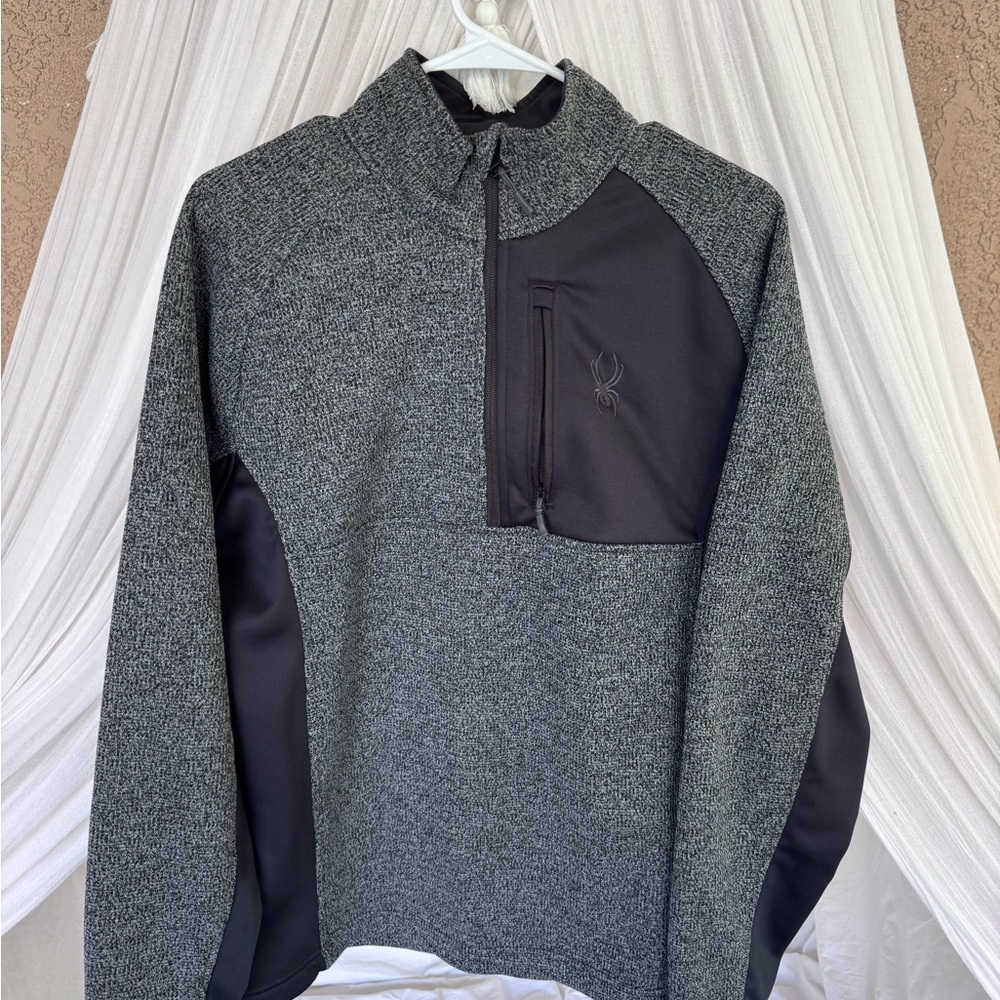 Spyder Men's Gray and Black 1/4 Fleece Sweater